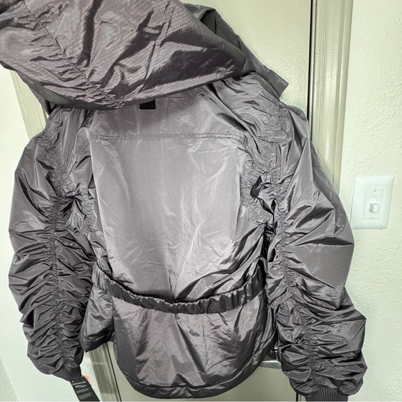 NWT — FREE PEOPLE FP Movement - Lift Love Jacket - Picture 8 of 16